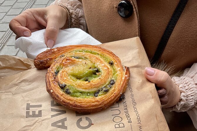 #1 Paris Chocolate and Pastry Food Tasting Tour - Common snags to know: when tours can go wrong