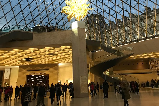 1:30 hours tour of Louvre museum - Price and Value: $290.89 Per Group for Up to 6