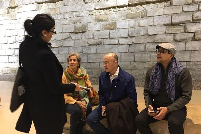 1h30 - Louvre Highlights optional 'families with kids' - Eng/Esp - Families with kids: what the best reviews are really saying