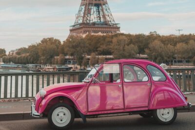 1h30 Private Guided Tour in a Pink Citroën 2CV - Price and what $113 per person is actually buying