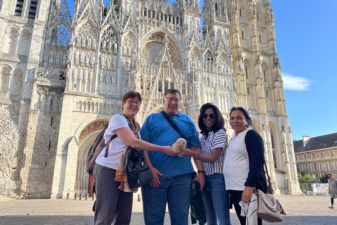 2-Days Customisable Private Guided Tour in Normandy & Brittany - Guides and drivers: why the names matter for your expectations