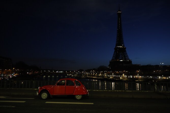 2CV Paris Secret 2H - Champs-Élysées to Place de la Concorde: a landmark loop with photo energy