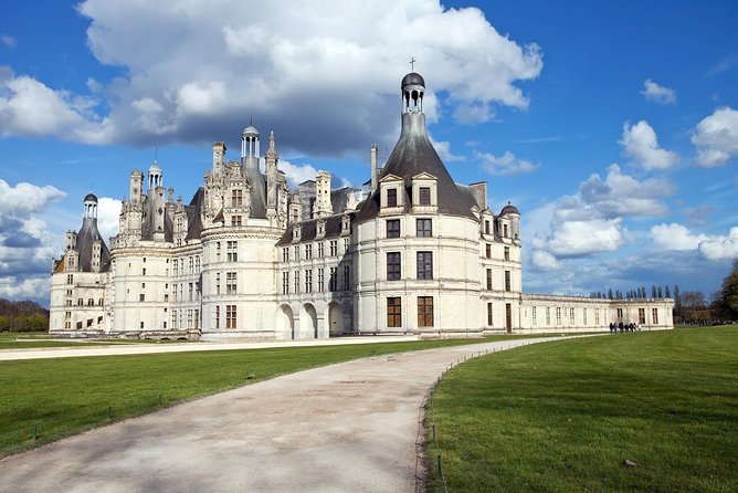 3 Days Trip to Normandy, Loire and Mont Saint Michel from Paris - Price and value: is $989 worth it for this 3-day hit?