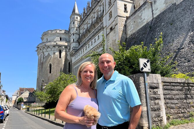 3 Loire Valley Castles and Wine Tasting Private Guided Tour - Amboise Lunch Hour: How to Use Your 1 Hour Wisely