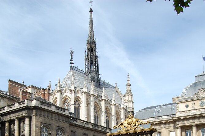 45m Notre Dame tour - fast line entrance - Dress code: don’t let fabric rules steal your time