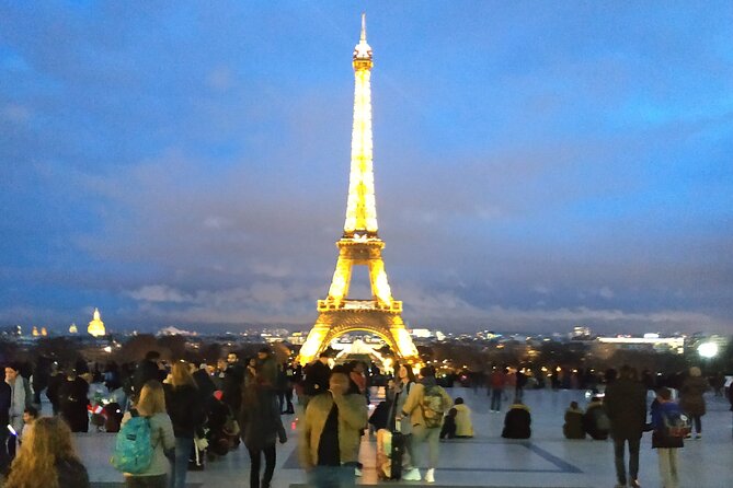 5 Hour Walking Tour in Paris with Licensed Guide - Moulin Rouge to the Latin Quarter and Tuileries: neighborhoods in order