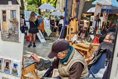 5 Hour Walking Tour in Paris with Licensed Guide - Arc de Triomphe, Eiffel Tower, and photo time without the altitude pressure