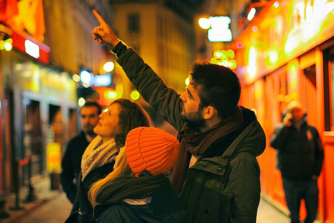 A Magical Evening in Paris With Locals: PRIVATE City Walking Tour - Guide Quality, Pace, and How to Watch for Red Flags