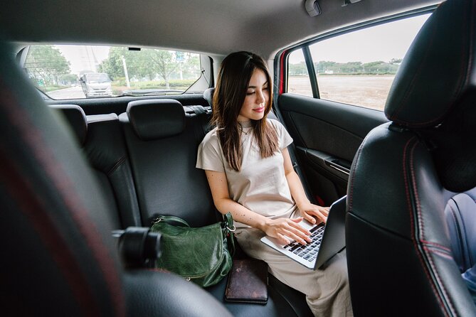Airport transfer CDG - Paris | Driver Professional - The Airport Meet: Sign Pickup at the Arrivals Exit