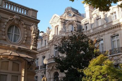 Architectural Bourgeois Paris 19th Century - Parc Monceau: where bourgeois taste shows up in architecture