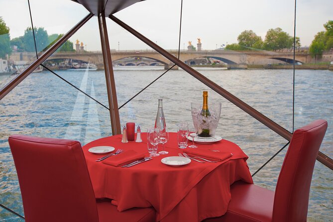 Bateaux Mouches Lunch Cruise on the Seine River in Paris - Price and value: is $102.12 worth it?