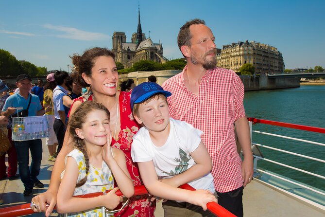 Bateaux Mouches Sightseeing Cruise in Paris with Champagne - Should you book the Bateaux Mouches Champagne cruise?