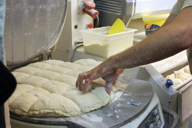Behind the Scenes of a Boulangerie: French Bakery Tour in Paris - Who this tour suits (and who should rethink it)