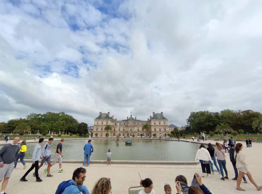 Best Bits of Paris: 40 Favourites Walking Tour 5 hours - Saint-Germain-des-Prés cafés, Saint-Sulpice, and the Da Vinci Code connection