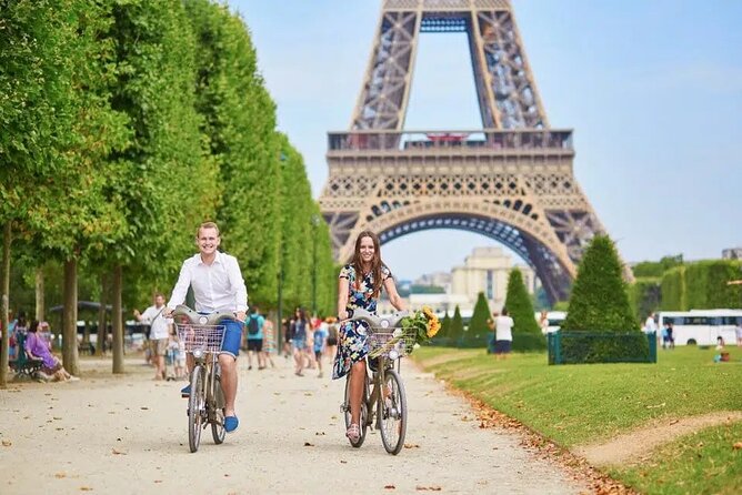 Best of Paris by Bike with a Local - Your Bike, Your Pace, and the Fitness Reality Check