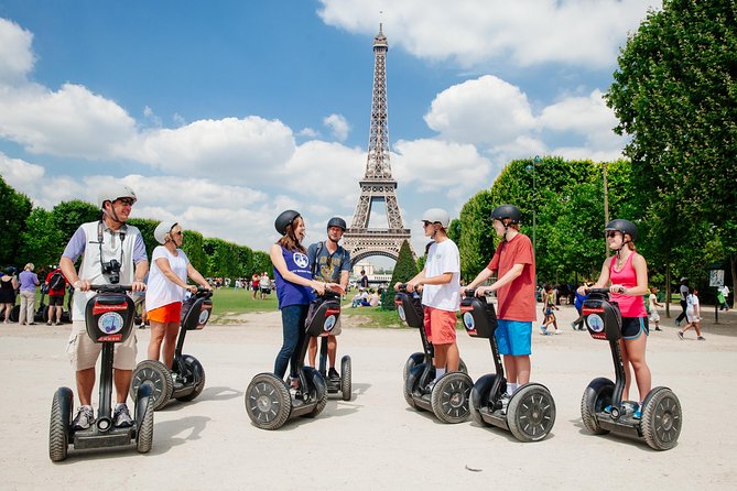Best of Paris Electric Bike Tour - Louvre Museum grandeur: how the ride makes a mega-site feel human