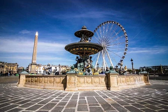 Best of Paris in 2 hours (for photos only and starting from Paris only) - Eiffel Tower Stop: Front View Close Enough for Details