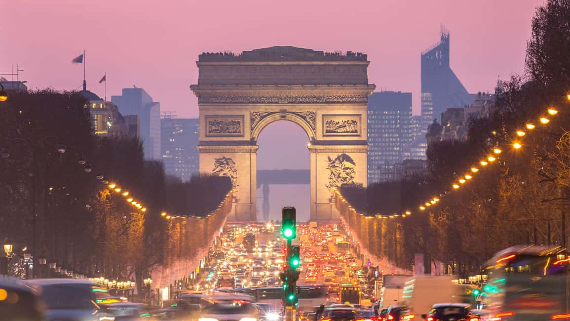 Best of Paris: Private Walking Tour with Local - Price and Value: Is $107 Per Person Worth It?