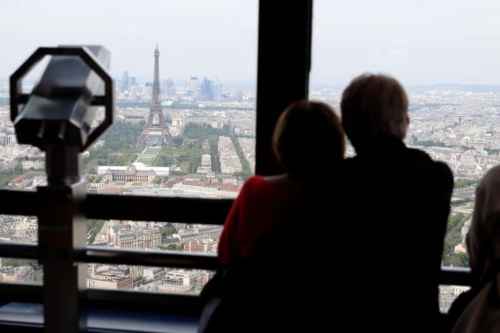 Best View of Paris: Montparnasse Tower Guided Tour - Finding the vibe: Montparnasse starts at Notre-Dame des Champs