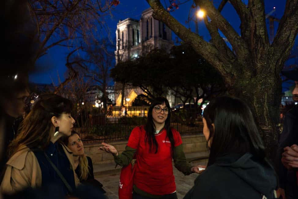 Boho Nights in Paris: A Magical Evening Tour - Key things that make this tour worth your evening