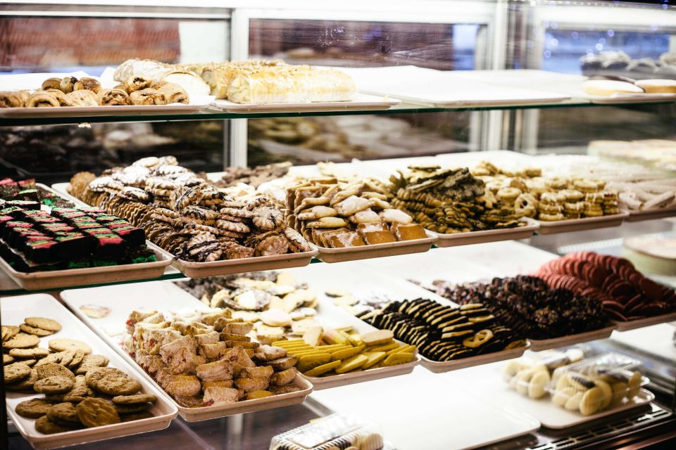 Boutiques and Patisseries: Book a Local in Paris - FAQ