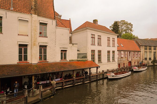 Bruges Guided Day Trip with Canal Cruise Option and Hotel Pickup - Duvel and the Canal Cruise: The Summer Perspective Shift