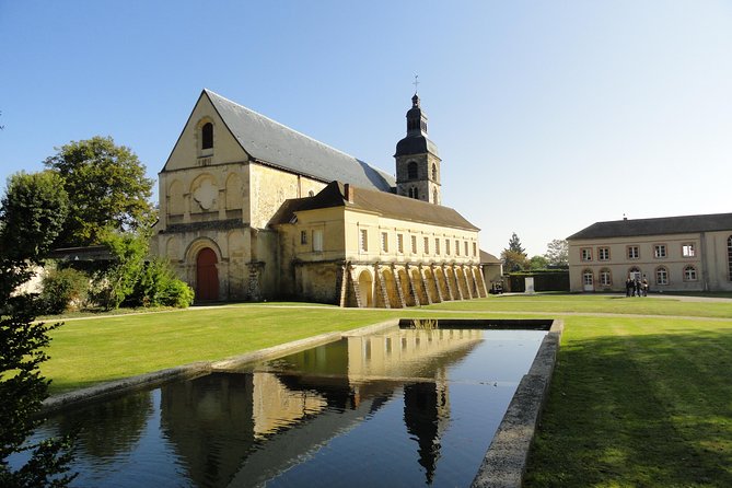 Champagne & Loire Valley Small Group Double Wine Day Tours - Meals, water, and why the pairing matters