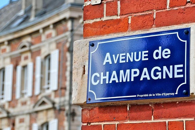 Champagne Private Wine Day Trip with Lunch and Wine Tastings - Your 7:30 am start: private pickup that keeps the day from unraveling
