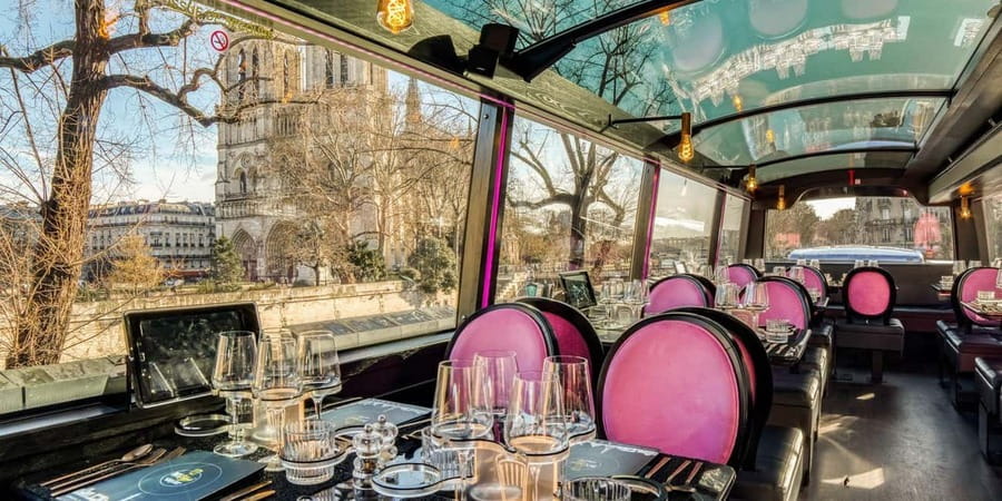 Champs Elysées Bus Toqué Lunch w/ a Glass of Champagne - Who This Lunch-Tour Suits Best