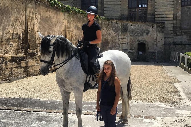 Chantilly Tour: Great Stables and Renaissance Meal from Paris - Seeing the Best of the Art Collection Without Losing Your Mind