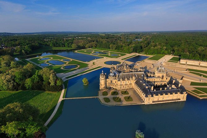 Chantilly Tour: Great Stables and Renaissance Meal from Paris - Great Stables: The Equestrian Center Part You’ll Actually Feel