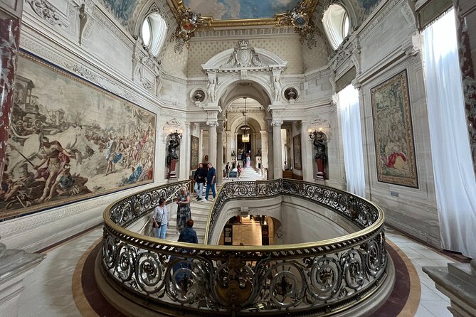 Chantilly Tour: Great Stables and Renaissance Meal from Paris - Getting There and Timing: What 7 Hours Means in Real Life