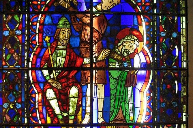 Chartres and Versailles Private Full-day tour - Chartres Cathedral: Gothic Design That Becomes Understandable