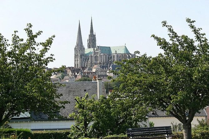 Chartres and Versailles Private Full-day tour - Price and What You Get for $2,042.70 per Group