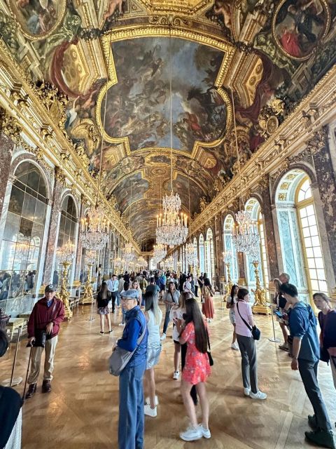 Chateau de Fontainebleau & Chateau de Versailles - Lunch Break in Fontainebleau: Pick Local Without Stress