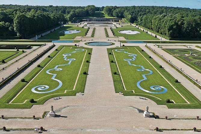 Chateau of Fontainebleau and Vaux le Vicomte 9-Hour Private Tour - Who This Tour Suits Best (and Who Might Prefer Something Else)
