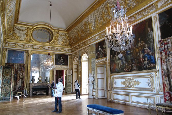 Château of Versailles and Marie Antoinette's Petit Trianon Private Tour - Petit Trianon and Le Hameau de la Reine: Marie Antoinette’s “other Versailles”