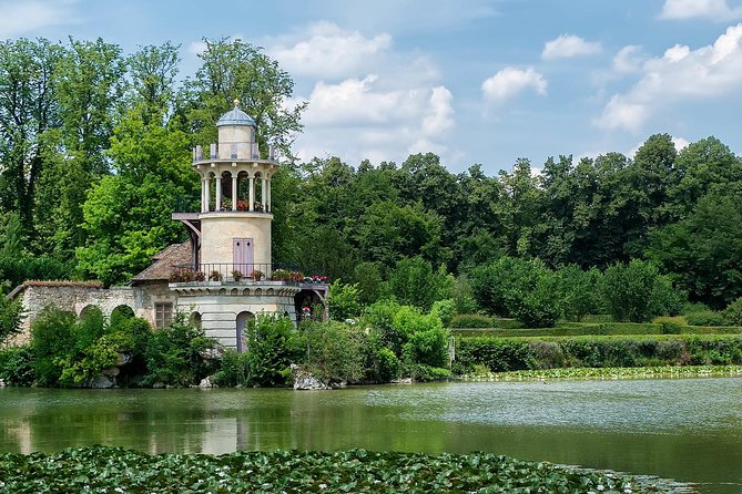 Château of Versailles and Marie Antoinette's Petit Trianon Private Tour - Skip-the-line access: helpful, but don’t assume it fixes everything