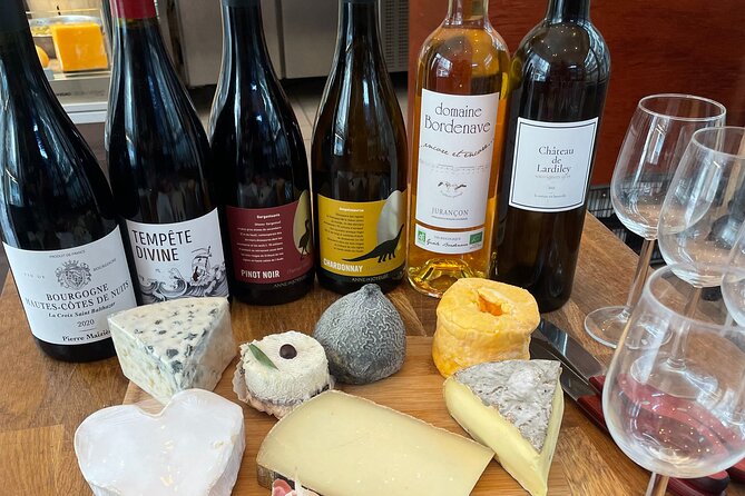 Cheese & Wine Tasting in Montmartre with a Local Cheesemonger - Inside the Stone-Walled Space: What “Intimate” Really Means