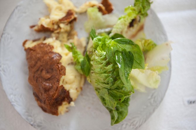 Classic French Cooking Class in Paris with Local Expert Francoise - One thing to consider: you’ll choose between main or dessert