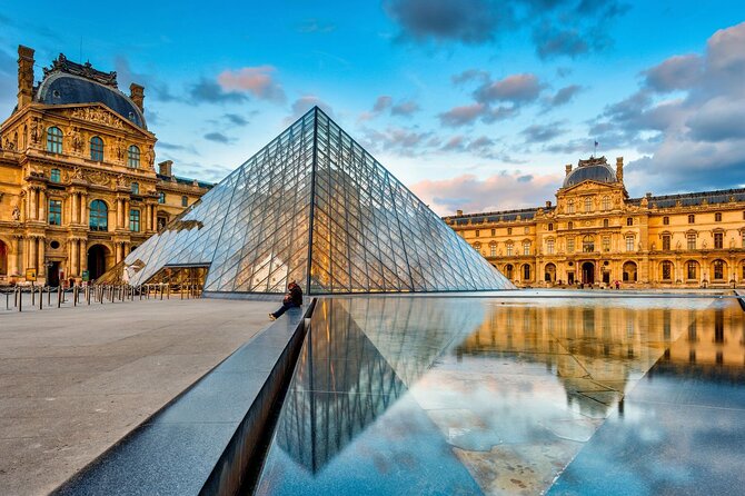 Côté Seine Tour / duration 1h30 - from 1 to 6 passengers - Price and value: $272.83 per group up to six