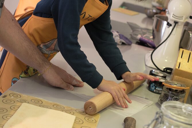 Croissants Baking Class near Eiffel Tower - Meeting Point and Area: Making It Easy in the Trocadéro Neighborhood