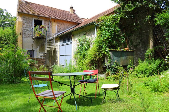Day Trip from Paris - French Food Experience in a Country House - Inside the house and Cosima’s atelier