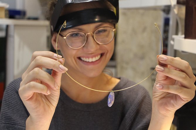 Design Luxury and Personalized Jewelry in Paris le Marais - What actually happens at the workbench (and why it feels personal)