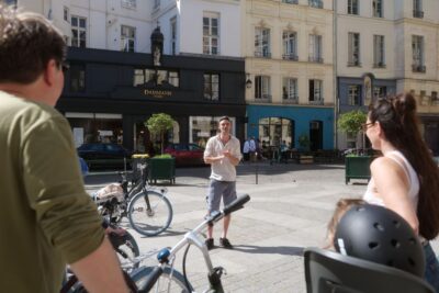 Discover Paris by bike - Palais-Royal photo stop: why this first guided moment matters