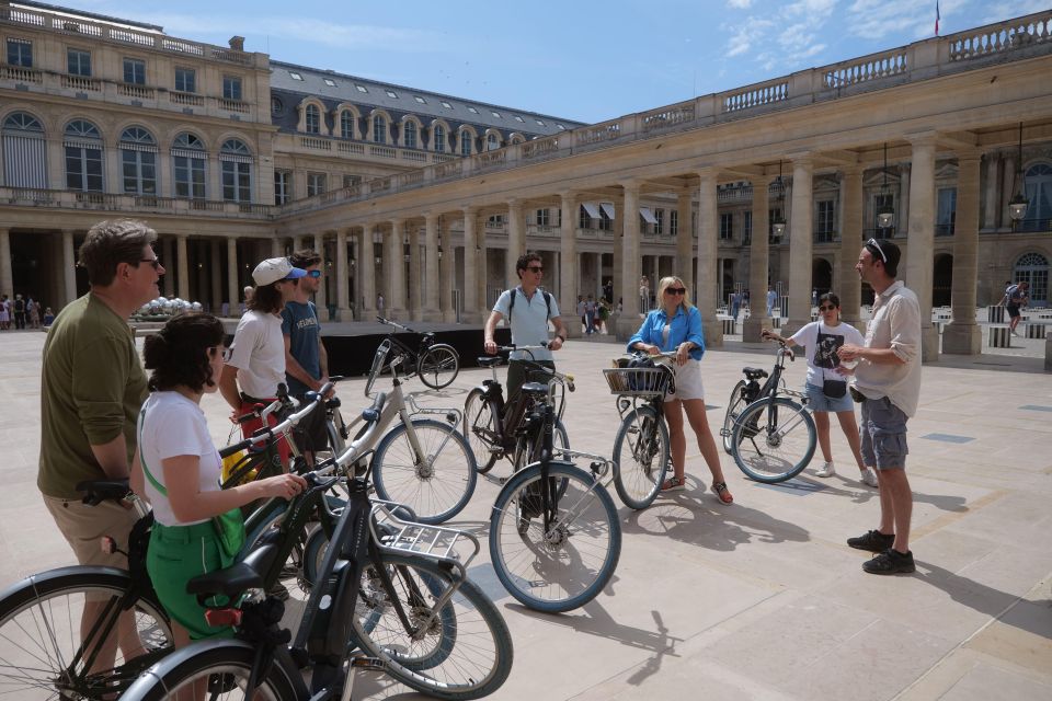 Discover Paris by bike - Le Marais and Centre Pompidou: neighborhood texture plus big landmarks
