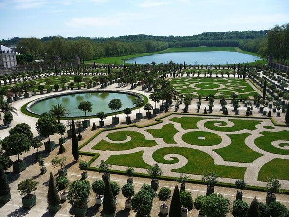 Discover Versailles on electric 2-wheelers (Yes to PRM) - Key highlights worth knowing
