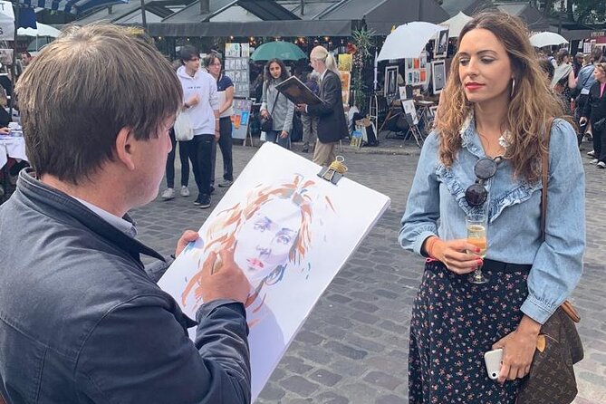 Discovery of Montmartre in a 2CV - 45 min - The Je t’aime wall: a photo stop with real variety