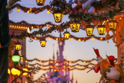 Disneyland® Paris 1-Day Ticket - Getting there from Paris in about 35 minutes (and why early helps)