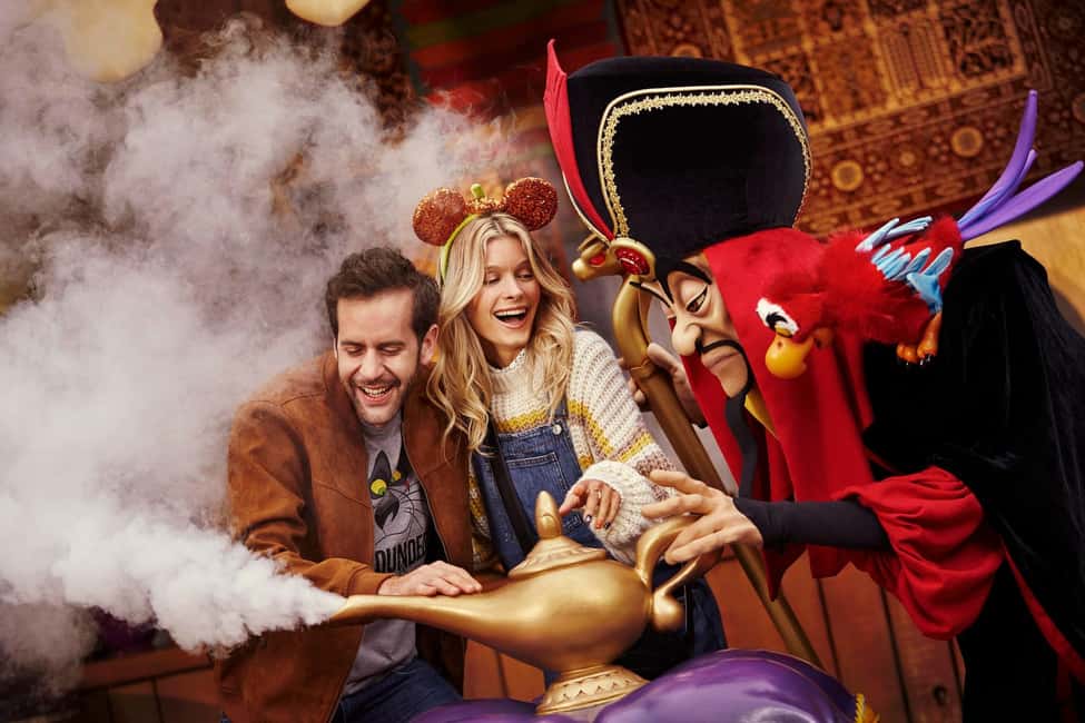Disneyland® Paris Tickets for Train and Parks - Getting to Disneyland Paris the easy way on RER A